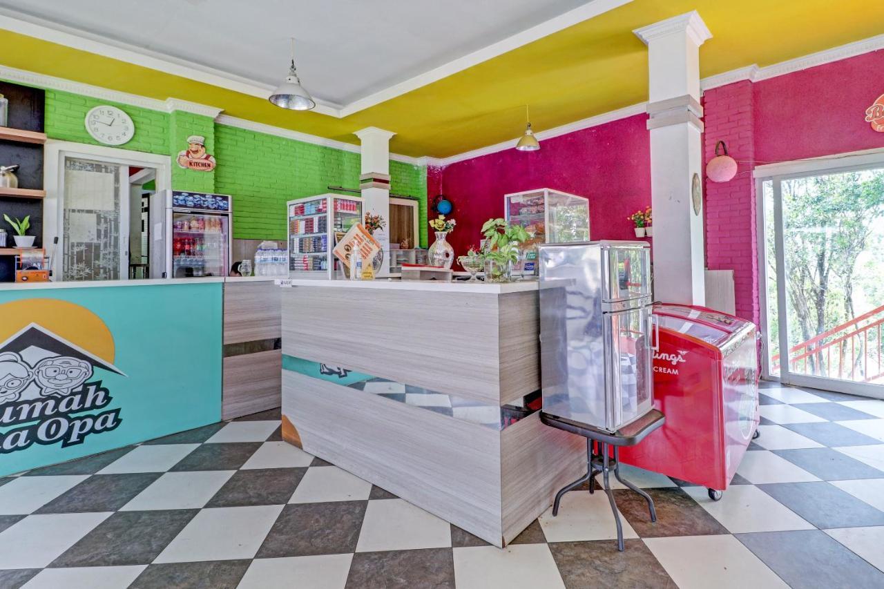 Super Oyo Collection O 90617 Rumah Oma Opa Syariah Cibiru エクステリア 写真